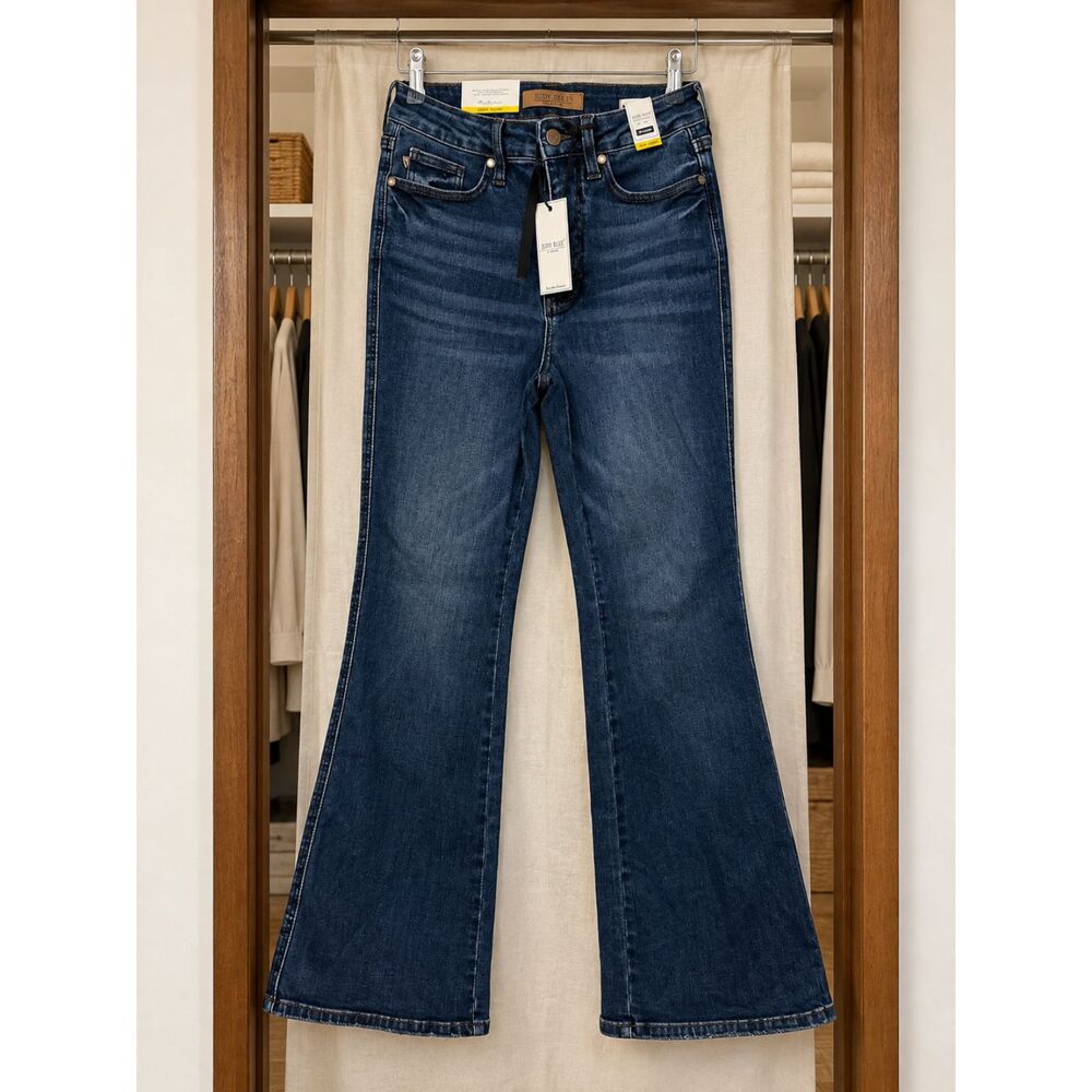 Judy Blue NWT High Waist Bootcut Jeans | Size 3/26 SHORT
